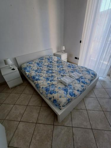 Pretty Little Apartment