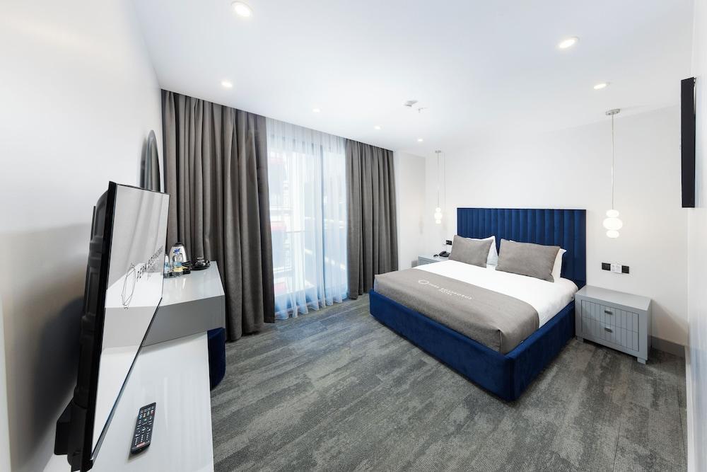 Pera Bosphorus Hotel Room Type - Standard Room