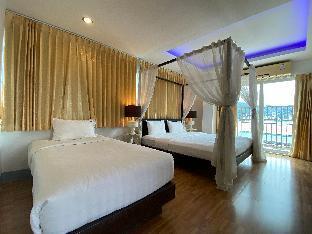 77 Patong Hotel & Spa Room Type - Junior Suite with Pool View