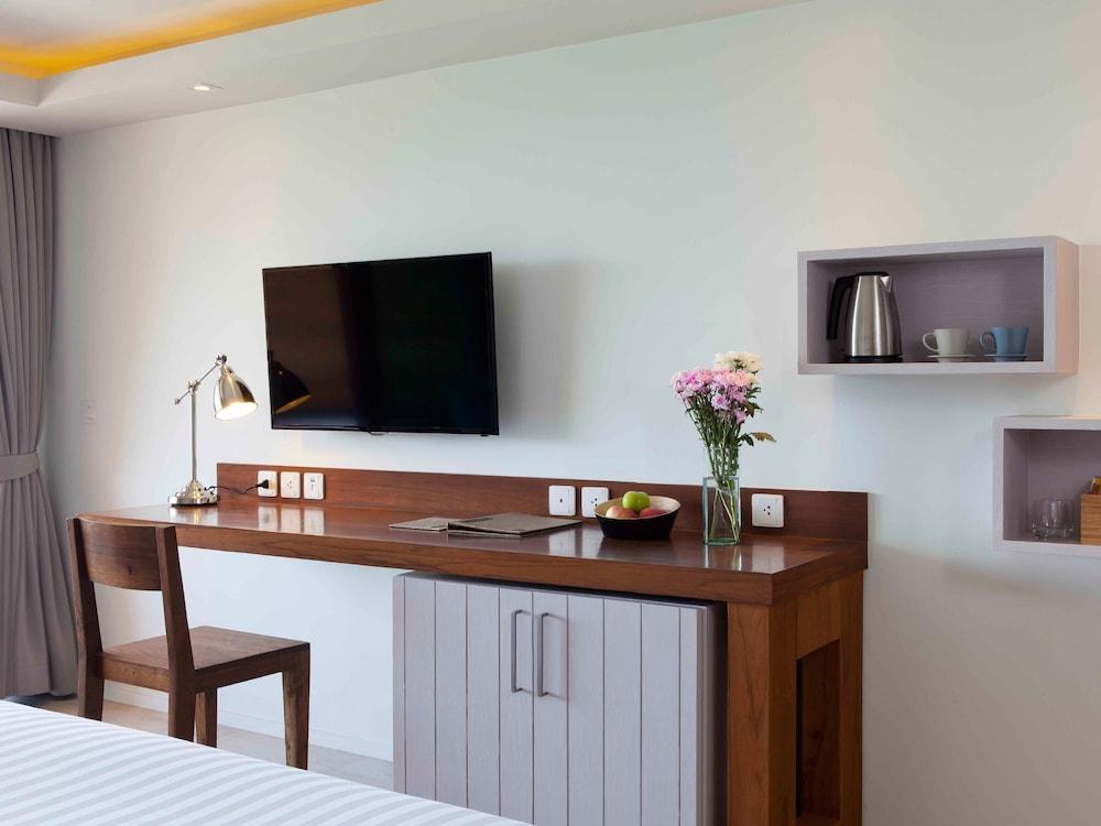 Zenmaya Oceanfront Phuket, Trademark Collection by Wyndham - Tap to explore photos