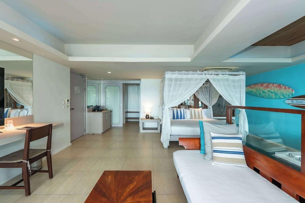 Zenmaya Oceanfront Phuket, Trademark Collection by Wyndham Room Type - King Suite with Sea View and Pool Access Non Smoking Zenmaya Oceanfront Phuket, Trademark Collection by Wyndham Room Type - King Suite with Sea View and Pool Access Non Smoking