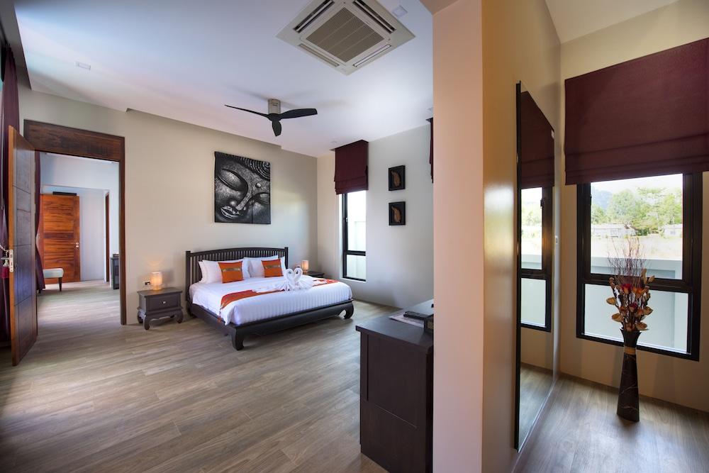Narintara Villas Room Type - Luxury Villa, 4 Bedrooms, Pool View