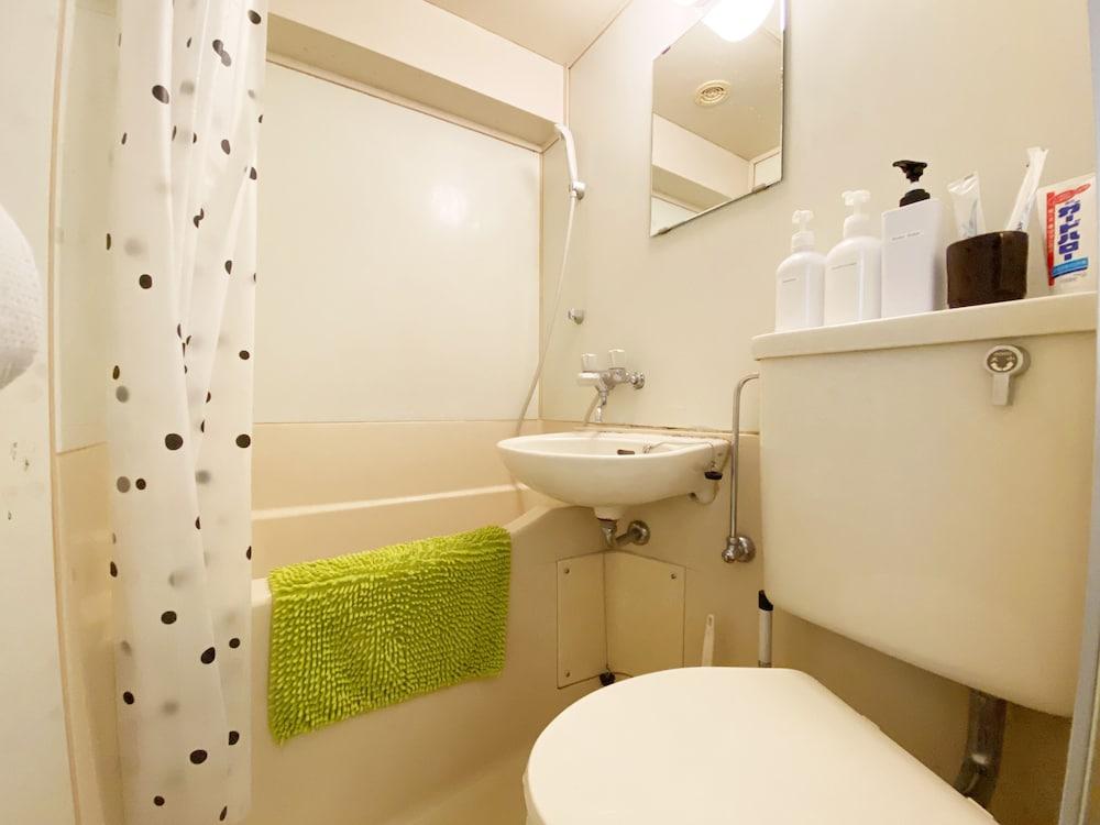 Smart Stay Tokyo L333 - Tap to explore photos