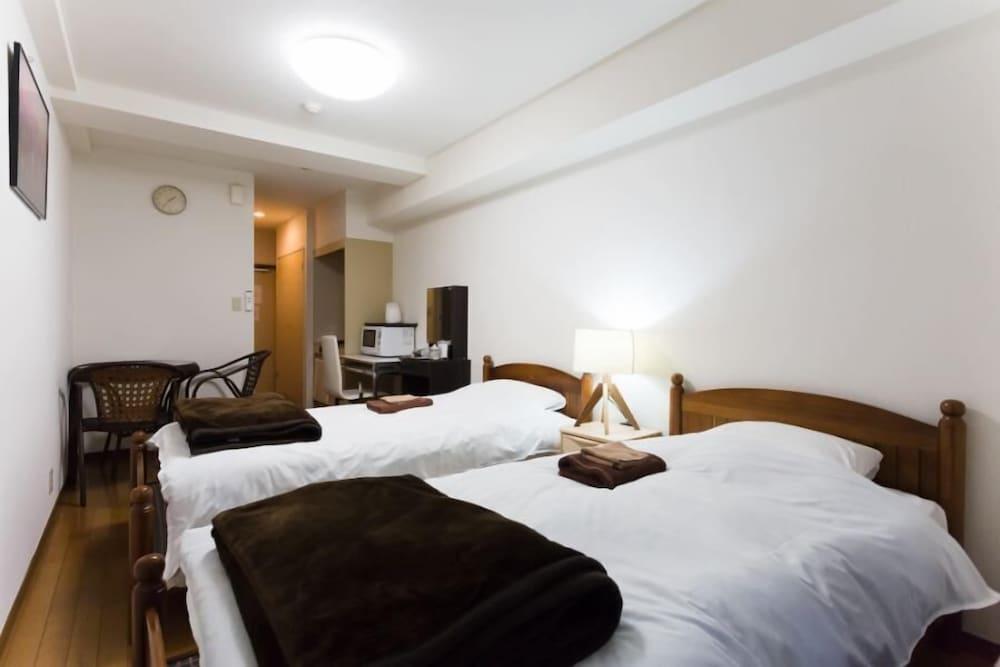 Hotel Hill top Room Type - Twin Room