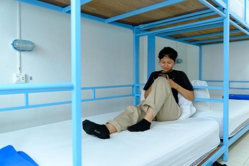 Bodega Bangkok Soi 23 Room Type - Bed in 6-Bed Mixed Dormitory Room