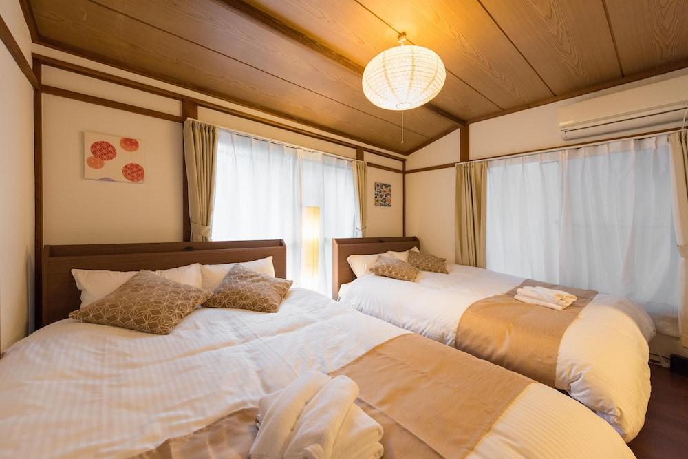 Yoshinaga Apartment 103 - Tap to explore photos