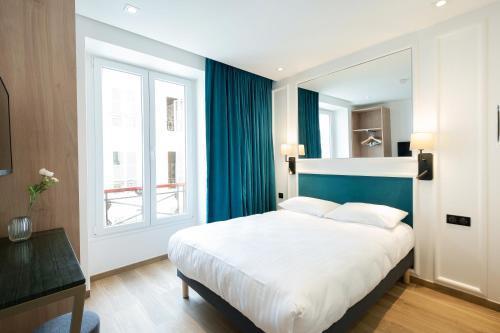 Hotel au coeur des Arts et Metiers Room Type - Double Room with Street View