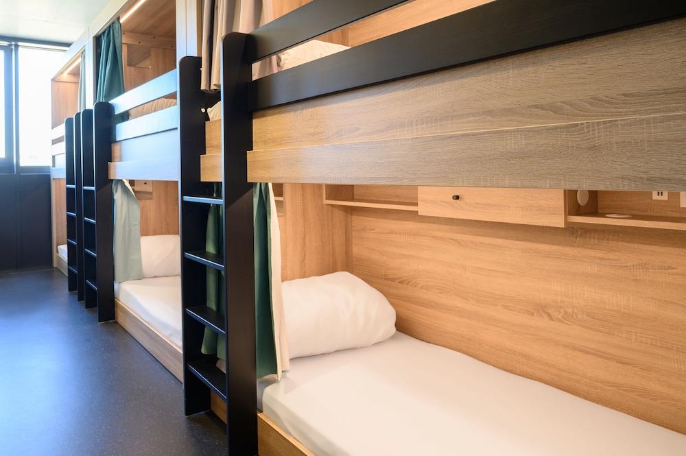 The People Paris Marais Room Type - 6 beds dorms room with shared bathroom