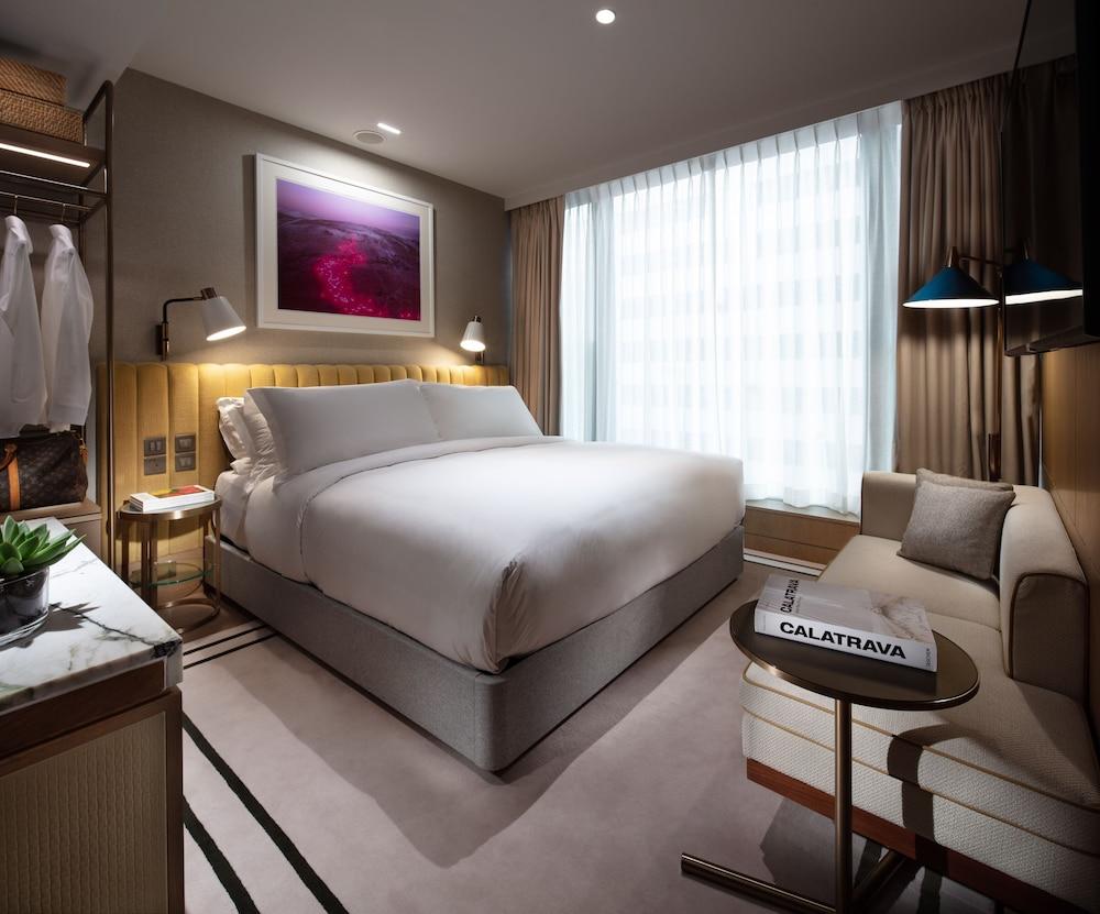 The Hari Hong Kong, Vignette Collection by IHG Room Type - Deluxe Room, 1 King Bed