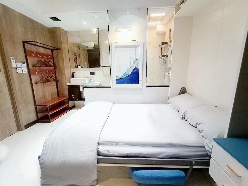 L’etoile de Mer Room Type - Premium Seaview Double Room with Balcony
