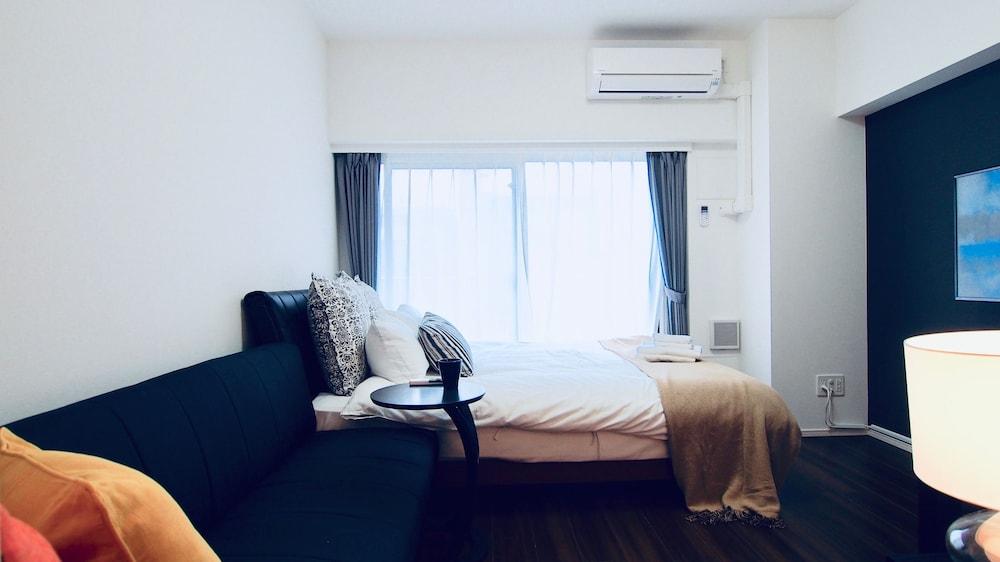 Ikegami Sky Garden Apartment - Tap to explore photos