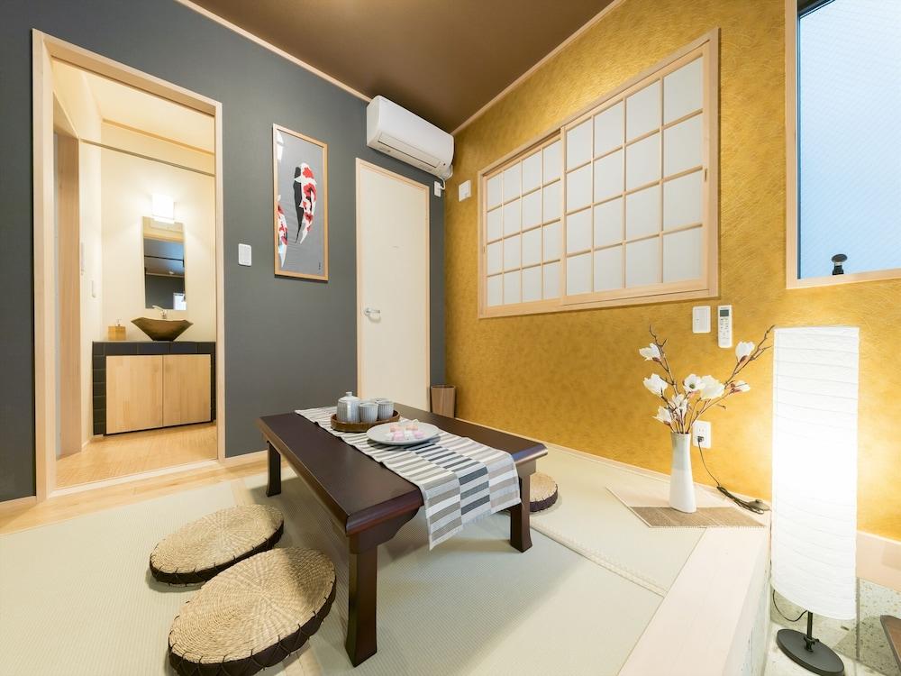 Yadoya Negishicho - Tap to explore photos