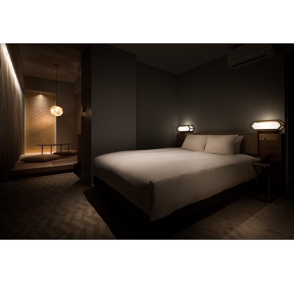 BESPOKE HOTEL Shinjuku Room Type - Deluxe King Room