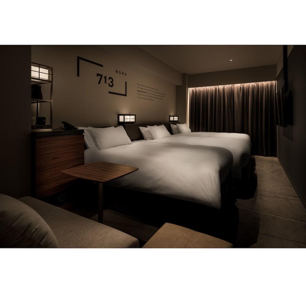 BESPOKE HOTEL Shinjuku Room Type - Triple Room