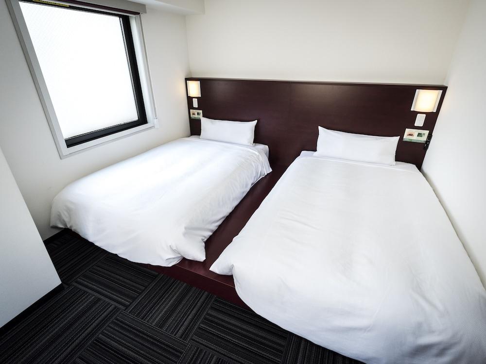 Super Hotel Tokyo Akabane-Eki Higashiguchi Ichibangai Room Type - Twin Room, Non Smoking (Breakfast included)
