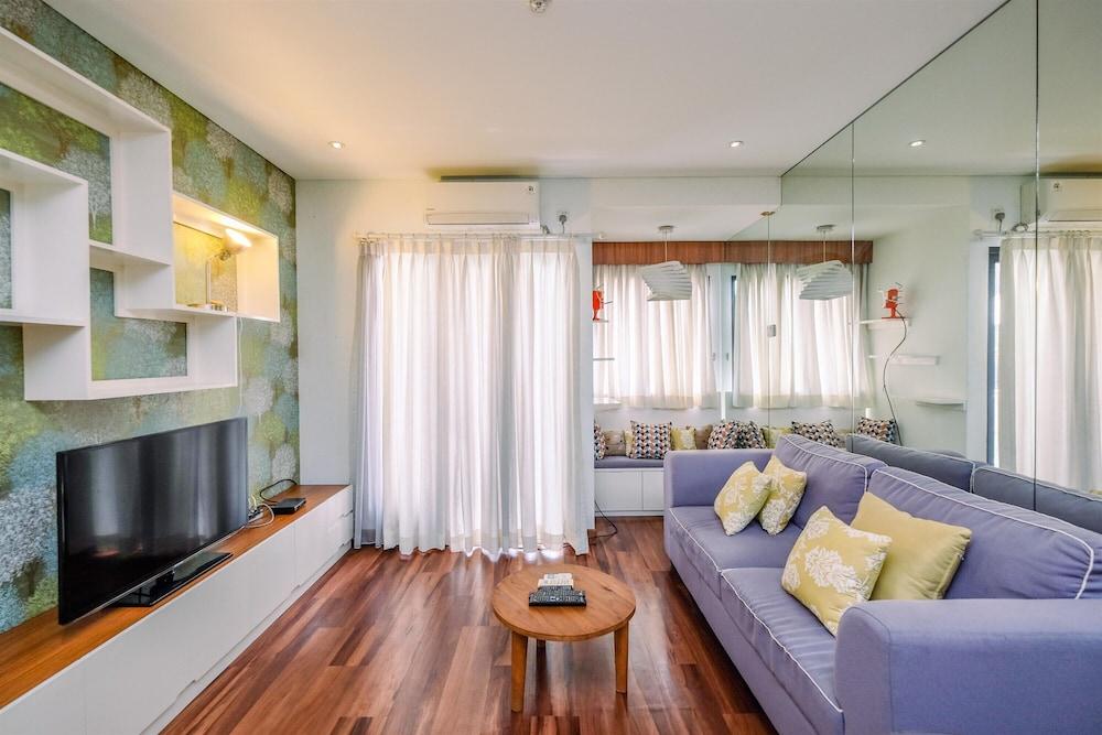 Luxurious 2Br At Tamansari Semanggi Apartment - Tap to explore photos