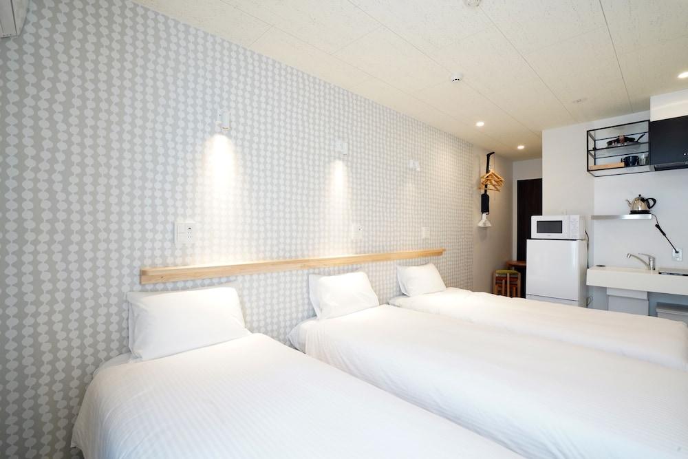 U-Hotel Takadanobaba Room Type - Triple Room