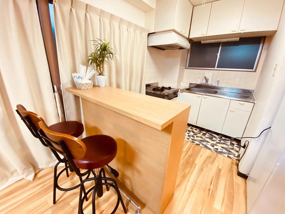 Yoyogi Apartment 2-401