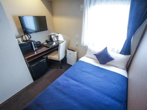 HOTEL LiVEMAX Kasai Ekimae Room Type - Double Room with Small Double Bed - Smoking HOTEL LiVEMAX Kasai Ekimae Room Type - Double Room with Small Double Bed - Smoking