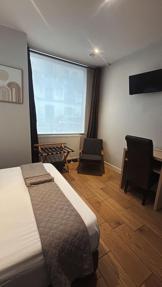 Lafayette Hotel Room Type - Basic Double Room, Accessible