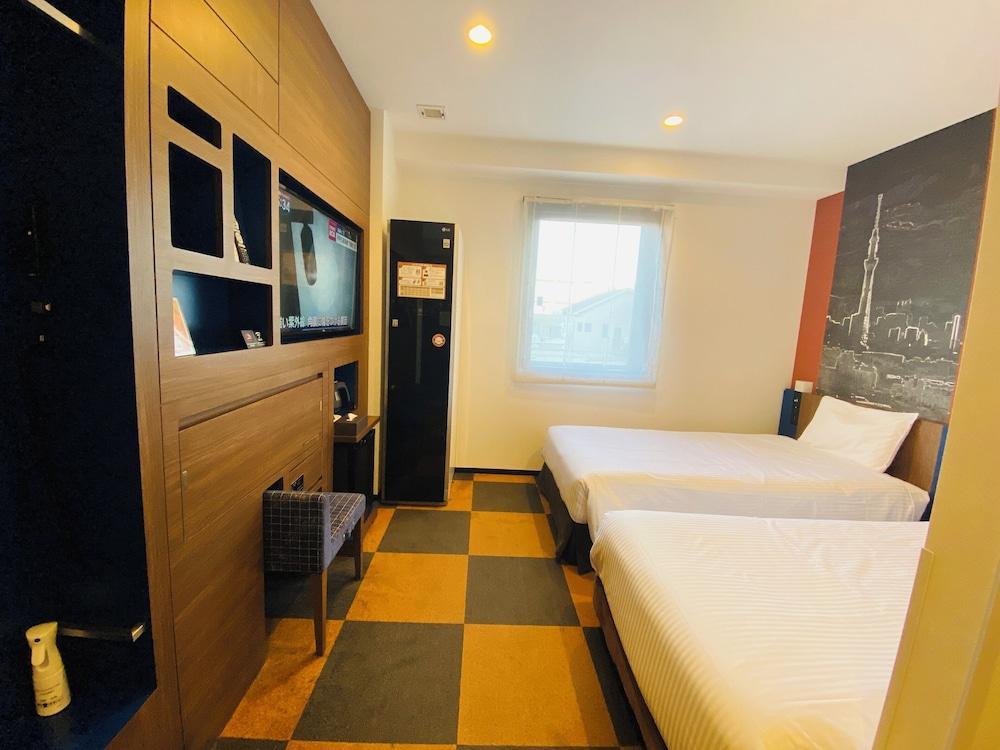 Henn na Hotel Tokyo Haneda Room Type - LG Styler Room Twin, Non Smoking Henn na Hotel Tokyo Haneda Room Type - LG Styler Room Twin, Non Smoking