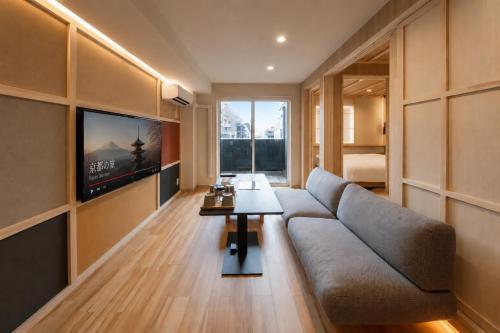 Sugamo Winco Residence - Tap to explore photos