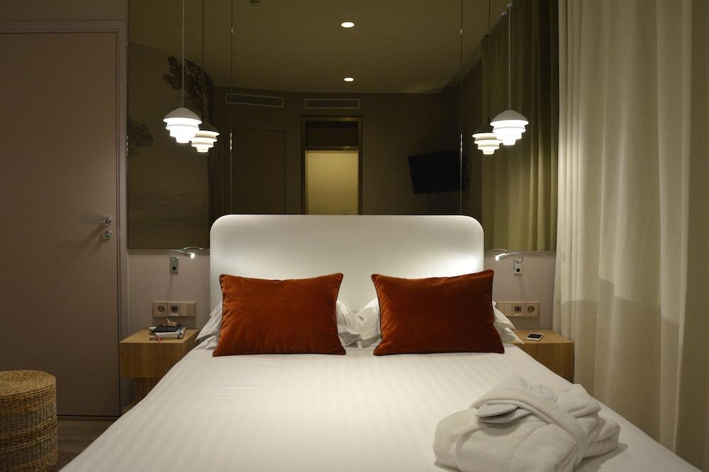 Le Katorze Hôtel Room Type - Basic Double Room