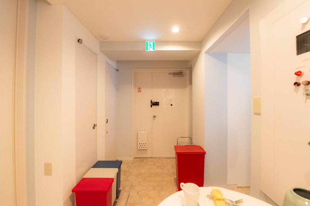 Swwitch House Central Tokyo 7 - Tap to explore photos