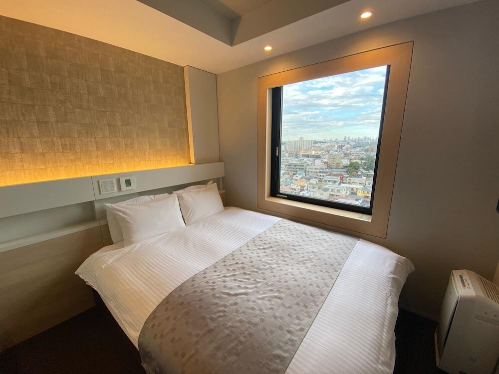 APA Hotel Keikyukamata Ekimae Room Type - Deluxe Double Room, Non Smoking