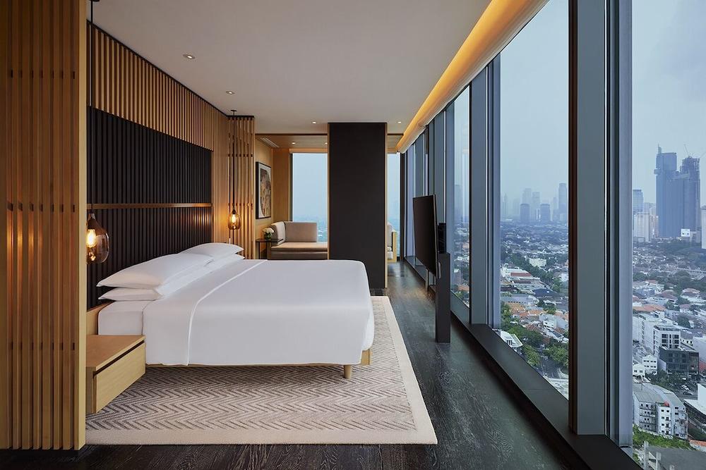 Park Hyatt Jakarta Room Type - PARK SUITE MONAS VIEW