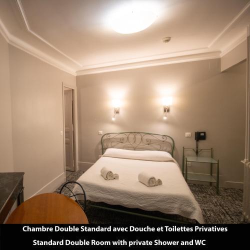 Port Royal Hotel Room Type - Double Room with private Shower and WC