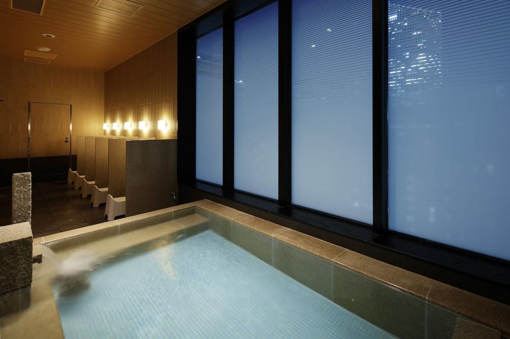 Candeo Hotels Tokyo Shimbashi - Tap to explore photos