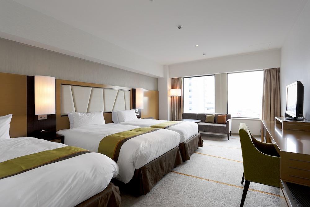Keio Plaza Hotel Tokyo Room Type - Plaza Deluxe South Wing Triple, Non Smoking, 20F above
