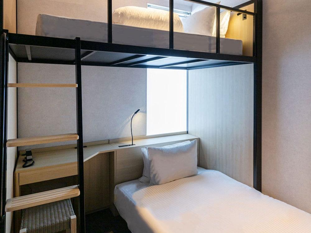 AKABANEHOLIC HOTEL Room Type - Loft Single, Non Smoking