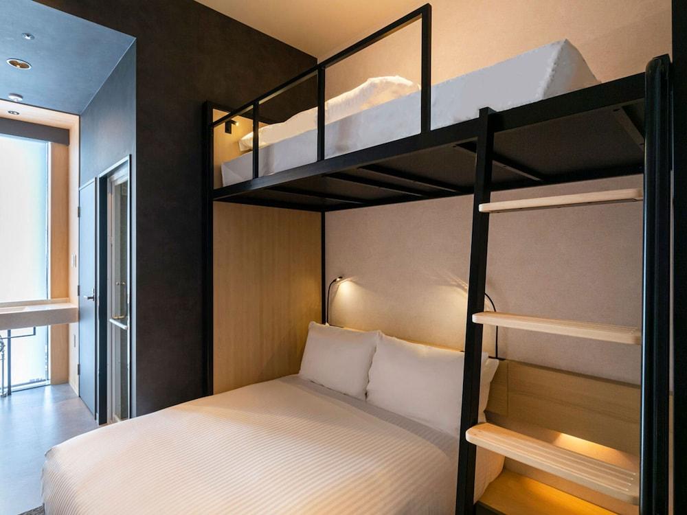 AKABANEHOLIC HOTEL Room Type - Loft Double, Non Smoking