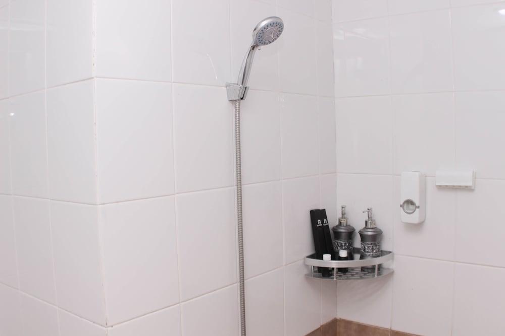 Well Designed And Serene 2Br At Green Pramuka City Apartment - Tap to explore photos