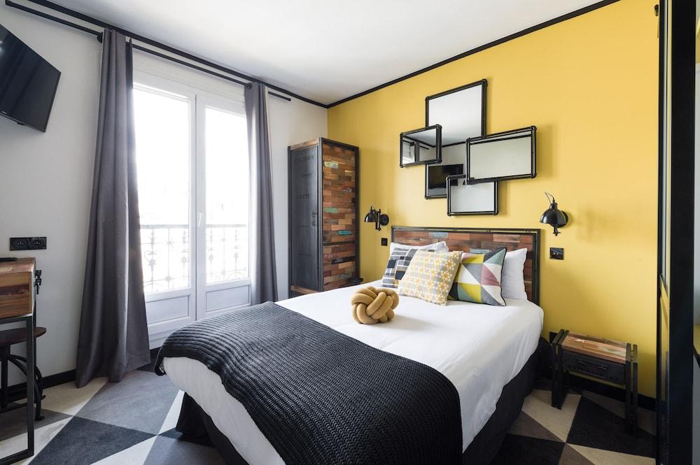 Madrigal hotel Room Type - Classic Room - A/C