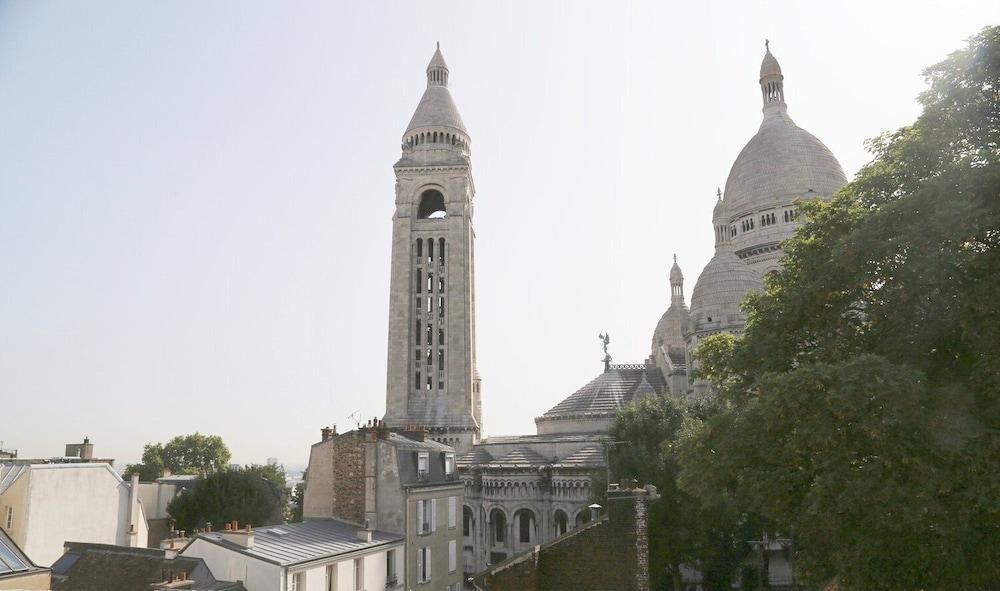 Les Ateliers de Montmartre - Tap to explore photos