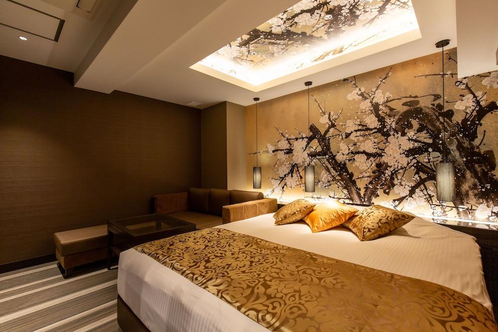 HOTEL KARUTA - Adults Only - Tap to explore photos