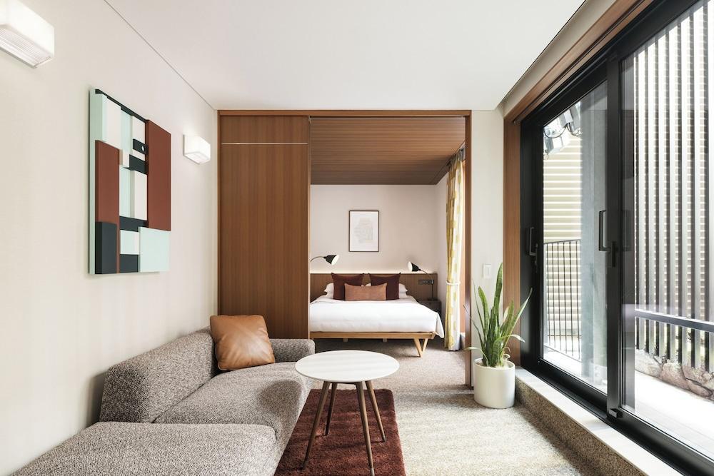 The Aoyama Grand Hotel Room Type - Standard Queen Room&nbsp;with Garden view, Non Smoking