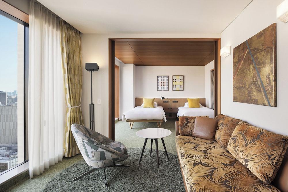 The Aoyama Grand Hotel Room Type - Deluxe Twin Room with City view, Non Smoking
