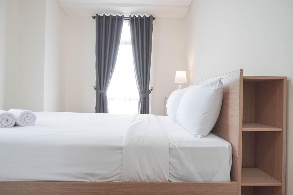 Nice And Comfort 2Br At Pejaten Park Apartment - Tap to explore photos