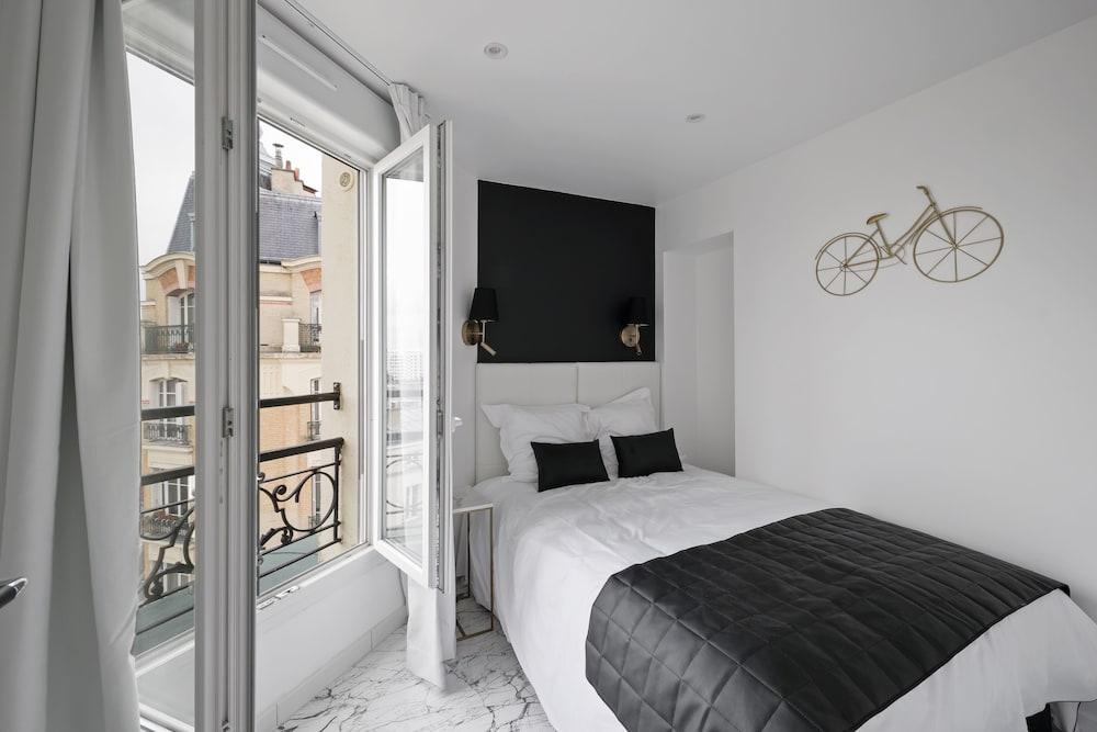 Le Bellevue Room Type - Apartment, 1 Queen Bed with Sofa bed Le Bellevue Room Type - Apartment, 1 Queen Bed with Sofa bed