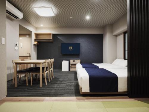MONday Apart Premium Ueno Okachimachi Room Type - Deluxe Japanese Room with Washing Machine