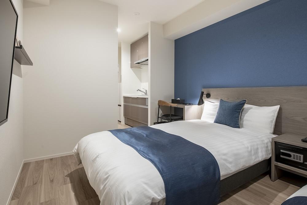 hotel aima - Tap to explore photos