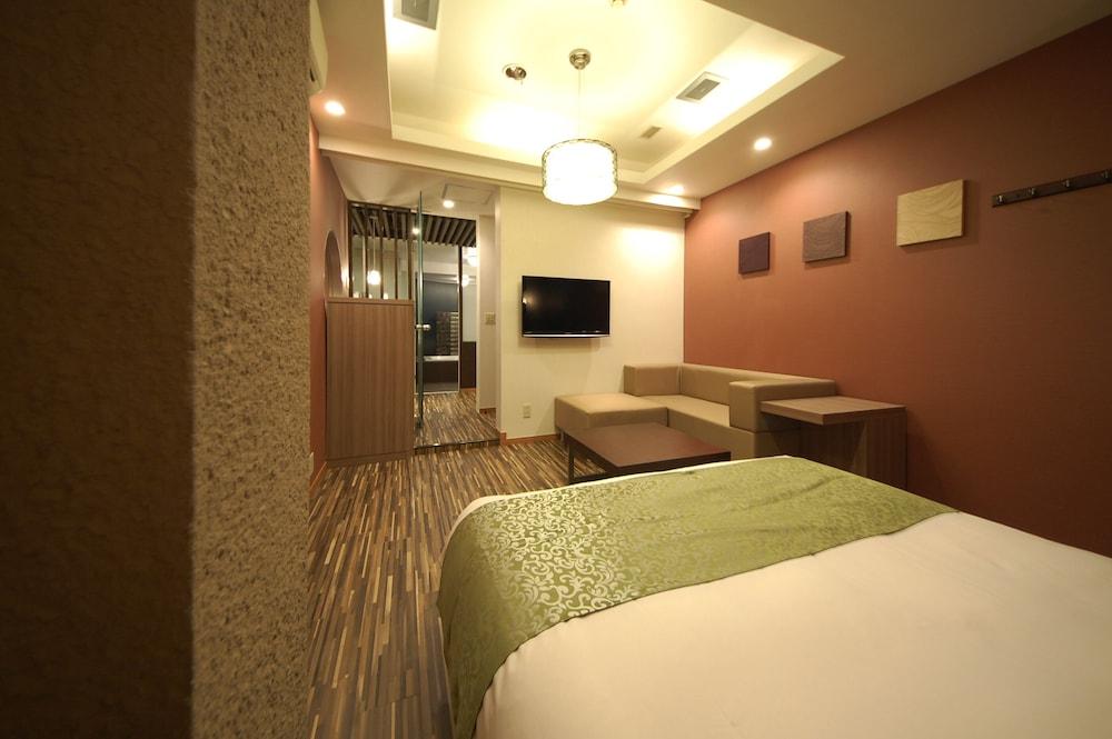 Hotel Will City Asakusa - Adults Only - Tap to explore photos