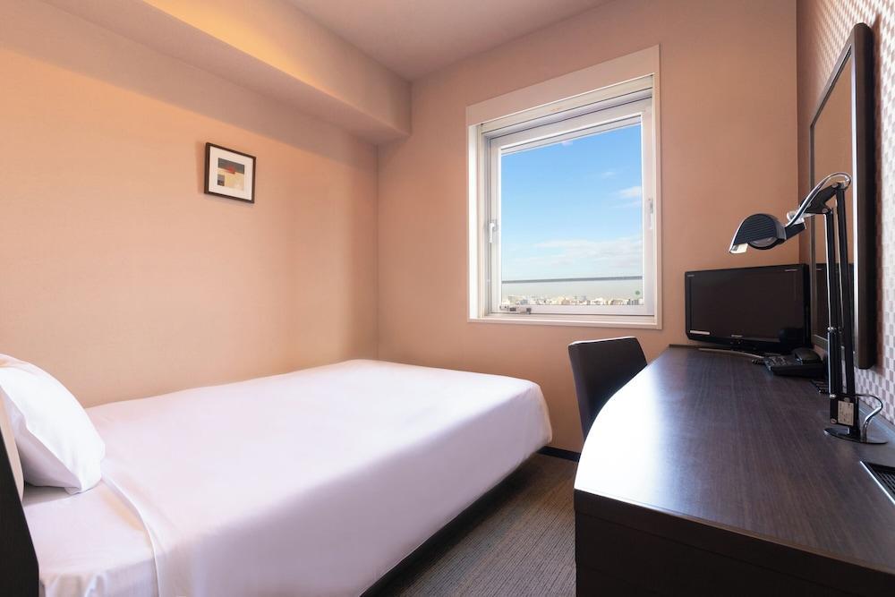 Keikyu Ex Inn Kamata Room Type - Semi Double Room, Smoking