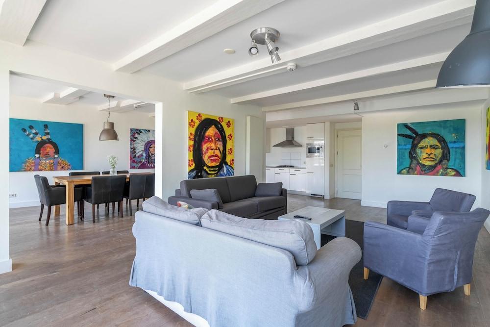 Amsterdam Centre Harbour Apartments Room Type - Large 2 Bedroom Apartment with Sofa Bed