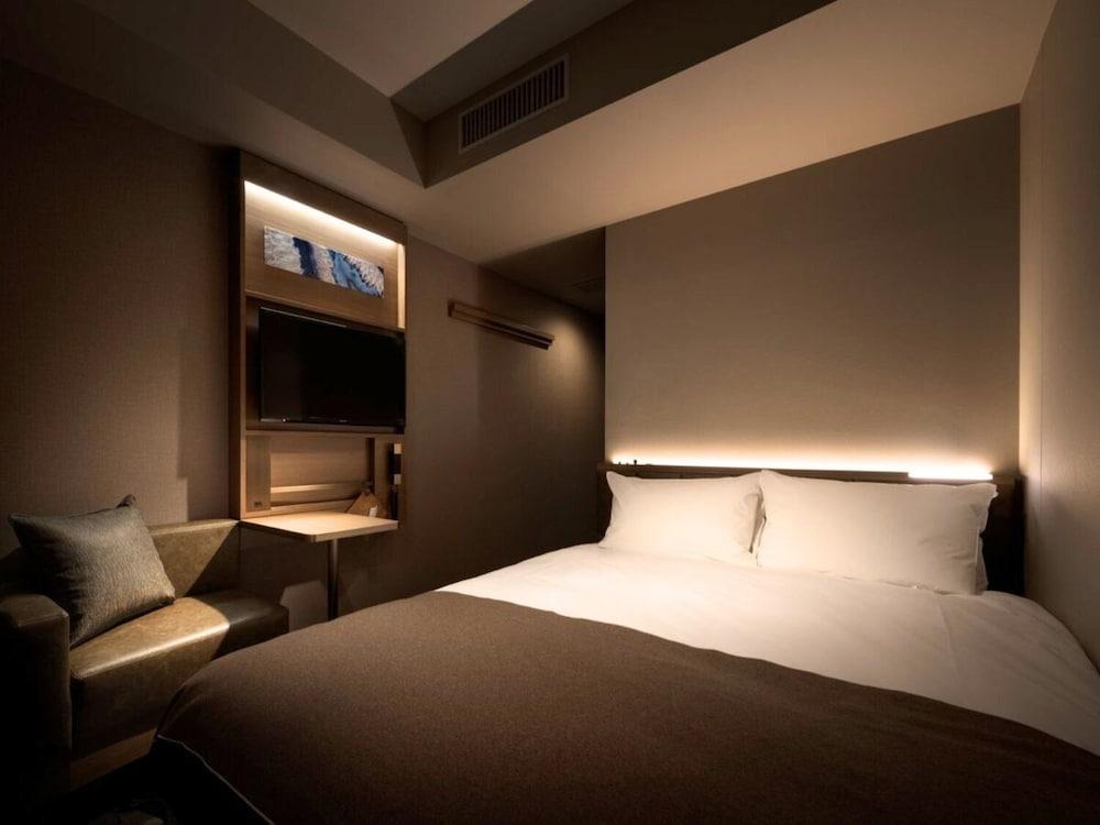 Nest Hotel Tokyo Hanzomon Room Type - Standard Double Room, 1 Large Single Bed, Non Smoking