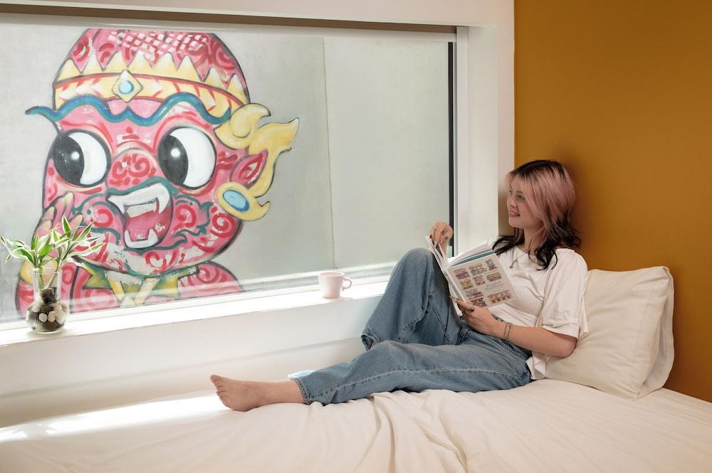 GREET BANGKOK SUKHUMVIT16 JONO Room Type - Room (Pop Art)